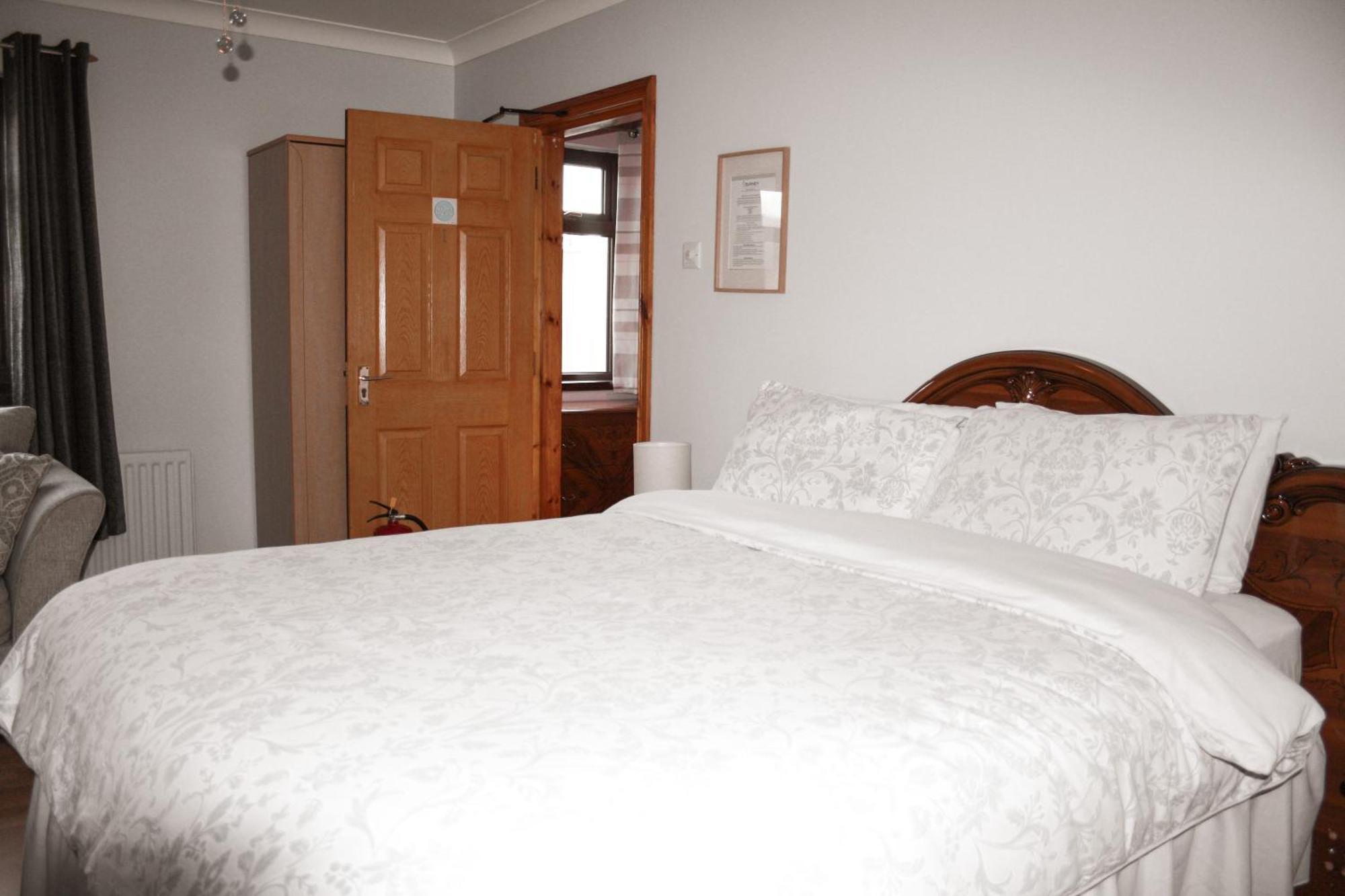 The Coach Inn Strabane Dış mekan fotoğraf