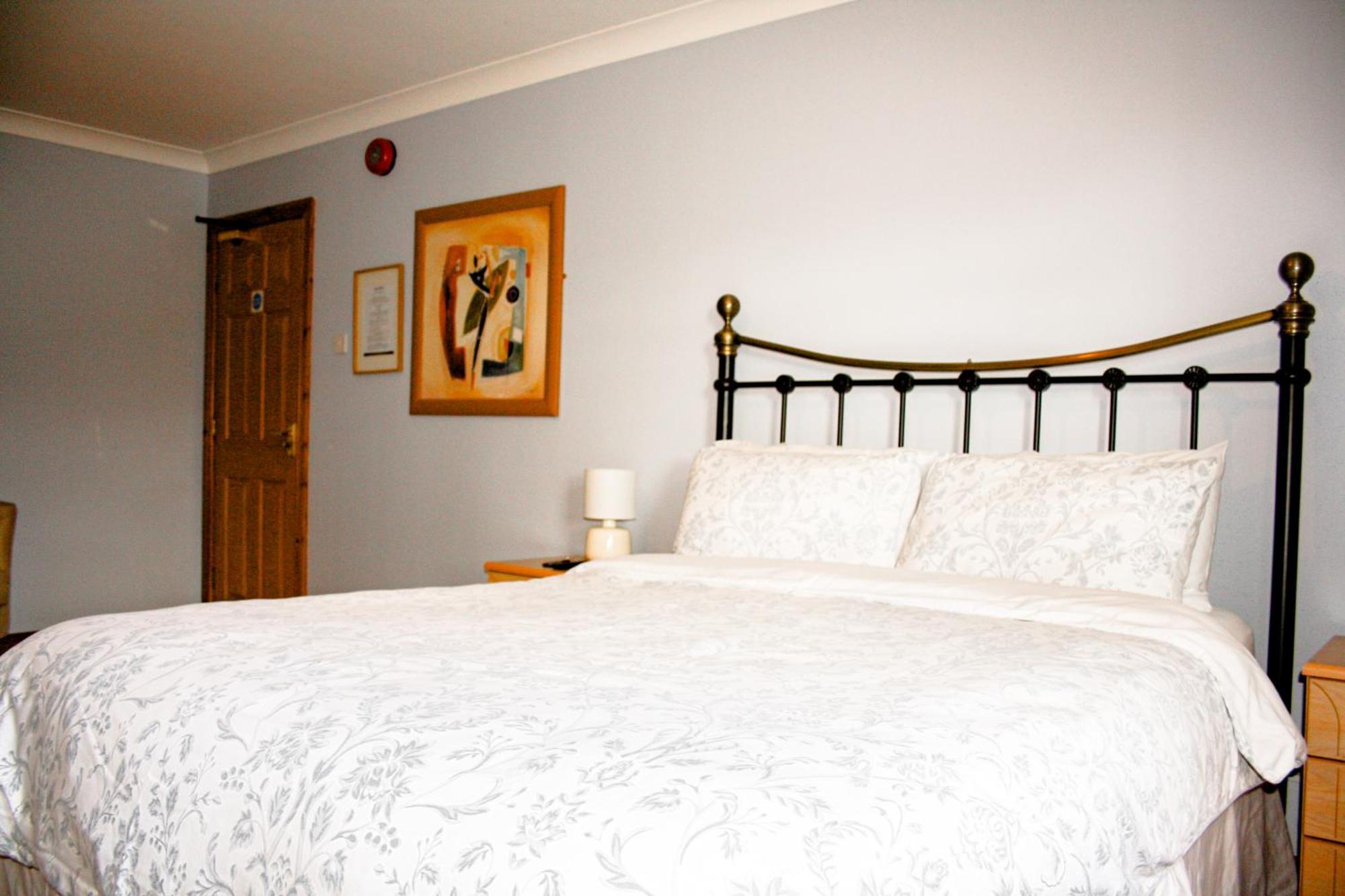 The Coach Inn Strabane Dış mekan fotoğraf